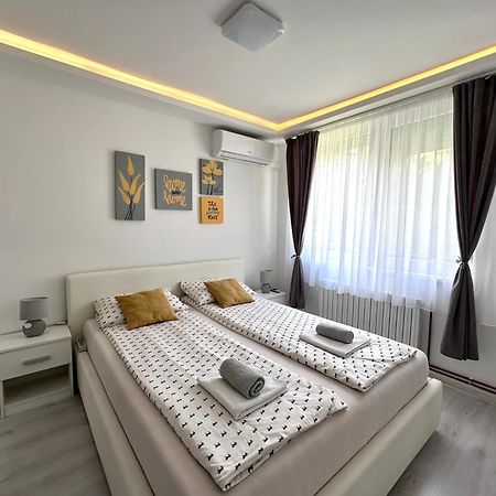 Greylux Heart Of Oldtown Sarajevo Apartment Exterior foto