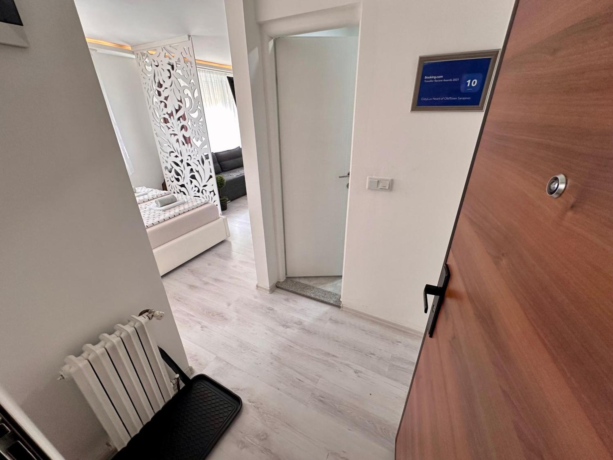 Greylux Heart Of Oldtown Sarajevo Apartment Exterior foto